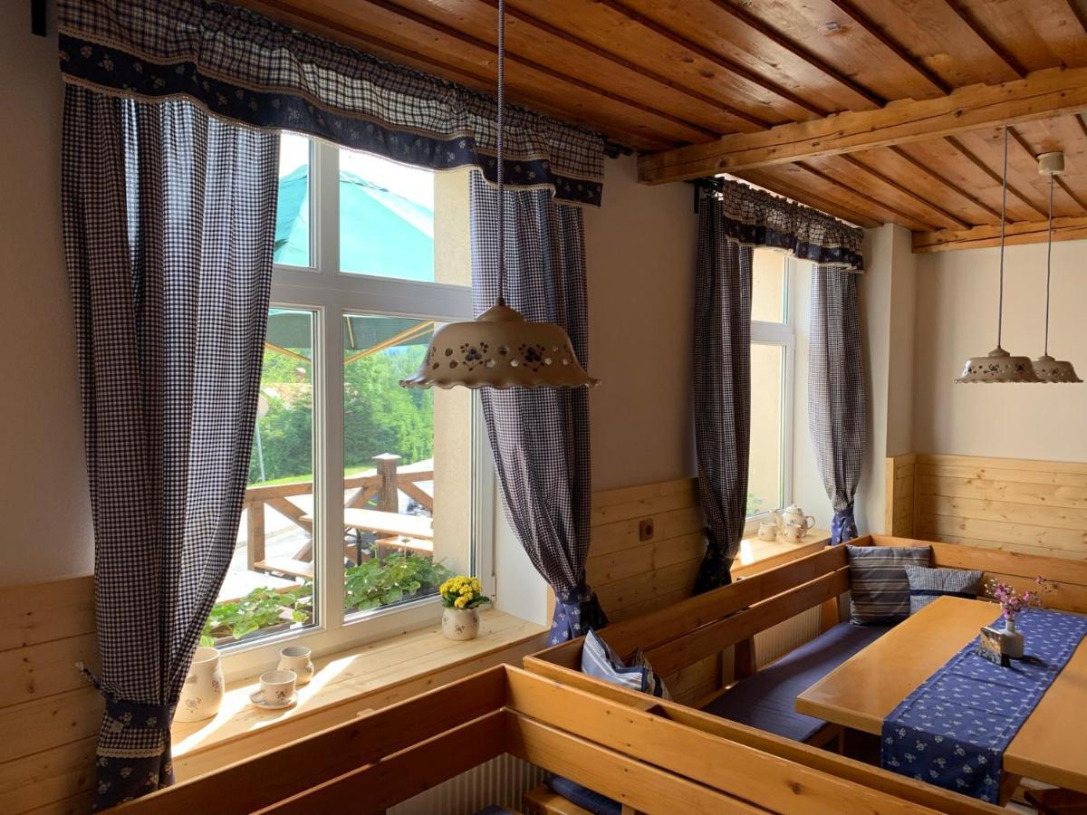 Penzion A Restaurace Vyhlidka Železná Ruda Kültér fotó