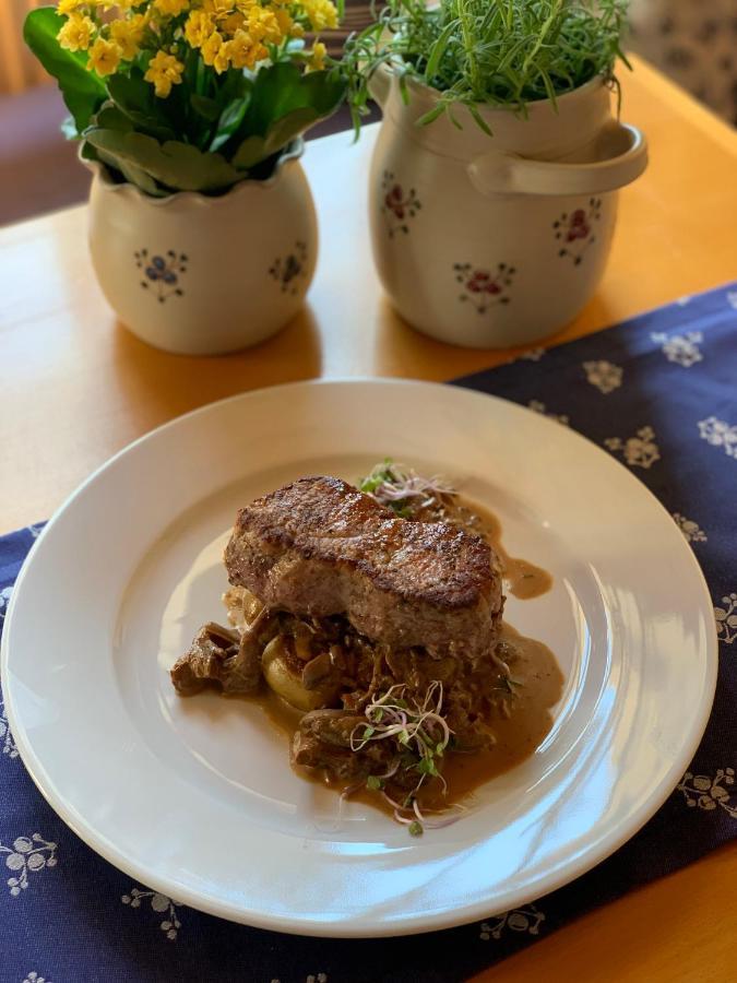Penzion A Restaurace Vyhlidka Železná Ruda Kültér fotó